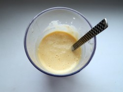 Пирог с грецкими орехами - шаг 7 Пирог с грецкими орехами - шаг 7