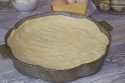 название картинки Пирог с грибами и сыром