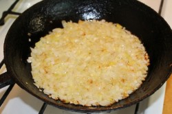 Пирог с капустой и мясным фаршем дрожжевой