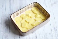 название картинки Пирог с сайрой и картошкой в духовке