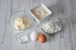 название картинки Пирог с сайрой и картошкой в духовке