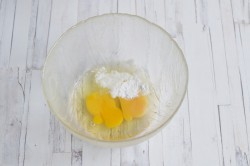 название картинки Пирог с сайрой и картошкой в духовке