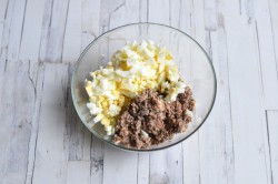 название картинки Пирог с сайрой и картошкой в духовке