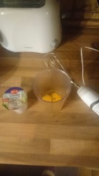 название картинки Пирог с курицей, грибами и луком