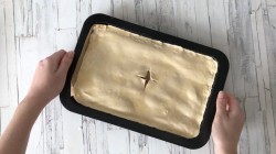 Пирог с куриным фаршем в духовке