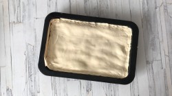 Пирог с куриным фаршем в духовке