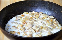 Рыбный пирог с семгой из слоеного теста