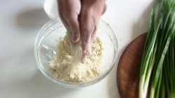 название картинки Яичный пирог с яичной заливкой