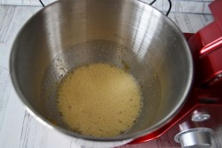 название картинки Пирог с яблоками и брусникой