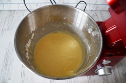 название картинки Пирог с яблоками и брусникой