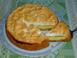 Пирог Слезы ангела с творожной начинкой