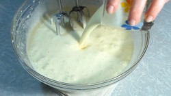 название картинки Пирог со сливами и грушами