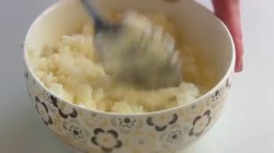 Пирог со сливками с крошкой на дрожжах - шаг 8 Пирог со сливками с крошкой на дрожжах - шаг 8