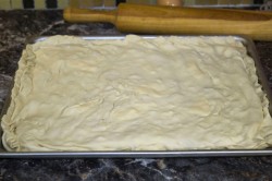 Пирог со свининой слоеный - шаг 12