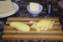 Пирог со свининой слоеный - шаг 2