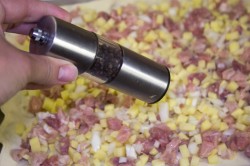 Пирог со свининой слоеный - шаг 9