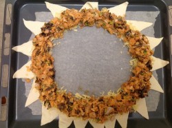 Пирог Солнышко с курицей и грибами