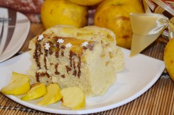 название картинки Быстрый пирог в микроволновке за 5 минут яблочный