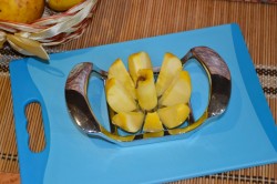 название картинки Быстрый пирог в микроволновке за 5 минут яблочный