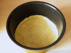 название картинки Пирог в мультиварке с грибами