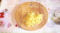 Пирог на сковороде несладкий - шаг 6