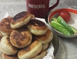 Пирожки без дрожжей, яиц и молока Бомбочки жареные - шаг 12