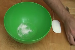 Пирожки с капустой и морковкой жареные бездрожжевые - шаг 1