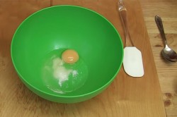 Пирожки с капустой и морковкой жареные бездрожжевые - шаг 3