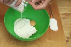 Пирожки с капустой и морковкой жареные бездрожжевые - шаг 5