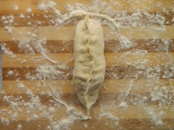 Пирожки жареные на сковороде на сухих дрожжах