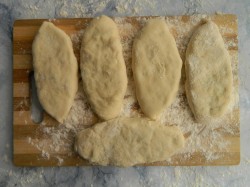 Пирожки жареные на сковороде на сухих дрожжах