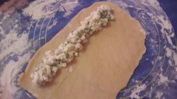 название картинки Пирожки-малыши из чудо-теста с луком и яйцом в духовке