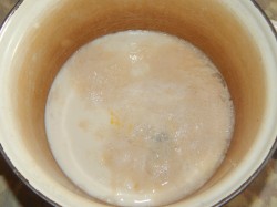 Пирожки на кефире из воздушного теста - шаг 1