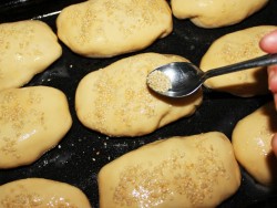 Пирожки на сухом молоке дрожжевые в духовке