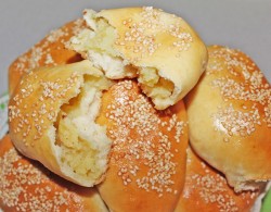 Пирожки на сухом молоке дрожжевые в духовке