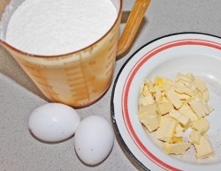 Пирожки на сухом молоке дрожжевые в духовке