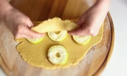 Пирожки песочные с яблоками