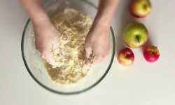 Пирожки песочные с яблоками