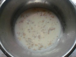 Пирожки рисовые дрожжевые печеные с яйцом - шаг 2