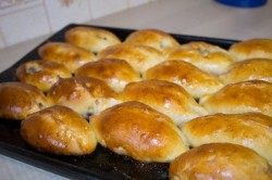 Пирожки с фруктами в духовке