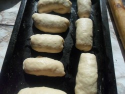 название картинки Пирожки с луком и яйцом запеченные