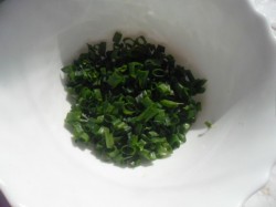 название картинки Пирожки с луком и яйцом запеченные