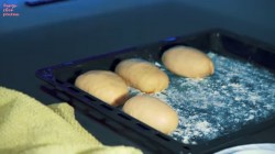 Пирожки с капустой, картошкой и сосисками