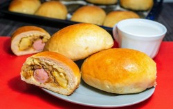 Пирожки с капустой, картошкой и сосисками