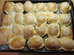 Слоеные пирожки с ветчиной и сыром - шаг 13