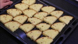 Пирожное из кулича - шаг 2 Пирожное из кулича - шаг 2
