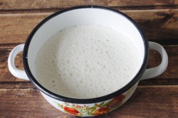 Пирожное из слоеного теста с заварным кремом - шаг 3