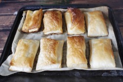 Пирожное из слоеного теста с заварным кремом - шаг 9