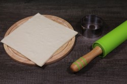 Пирожное со сливочным кремом и ягодным мармеладом - шаг 1 Пирожное со сливочным кремом и ягодным мармеладом - шаг 1