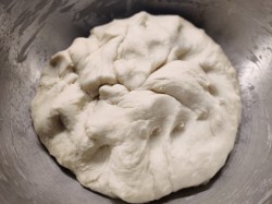 Пирожки дрожжевые с капустой в духовке